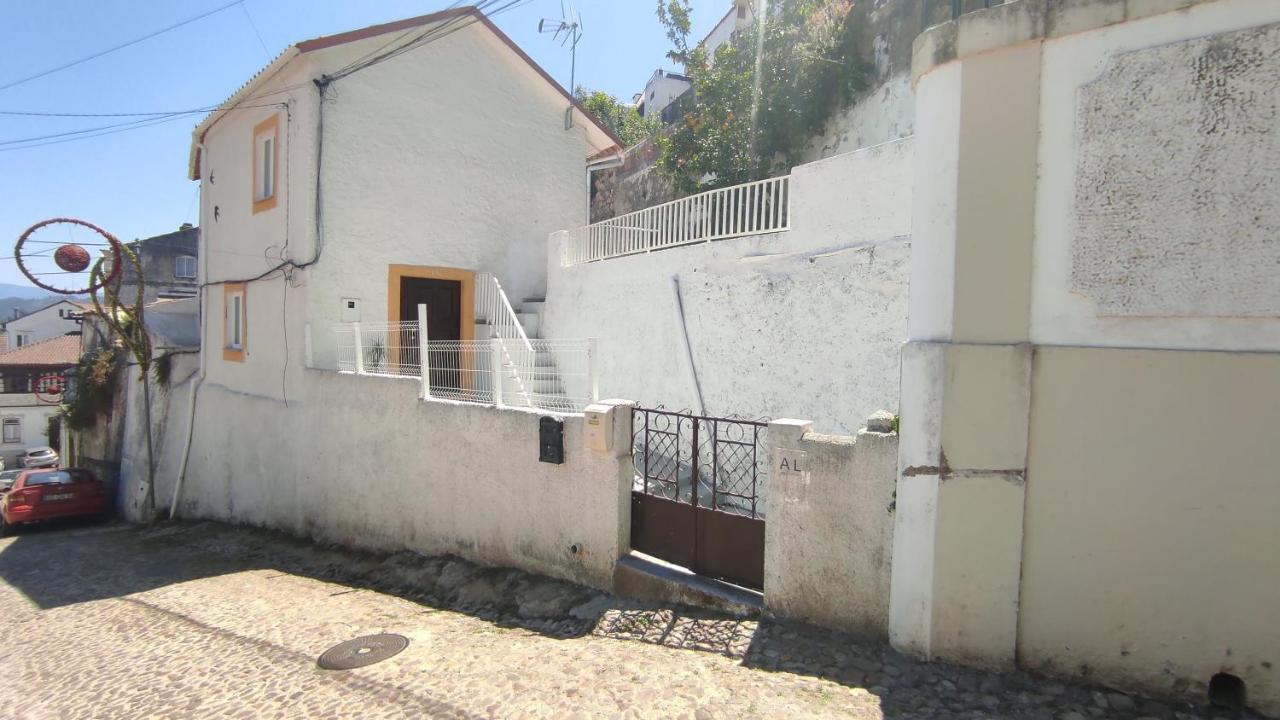 Lemon Tree House Coimbra - Courtyard Garden With City Views Esterno foto